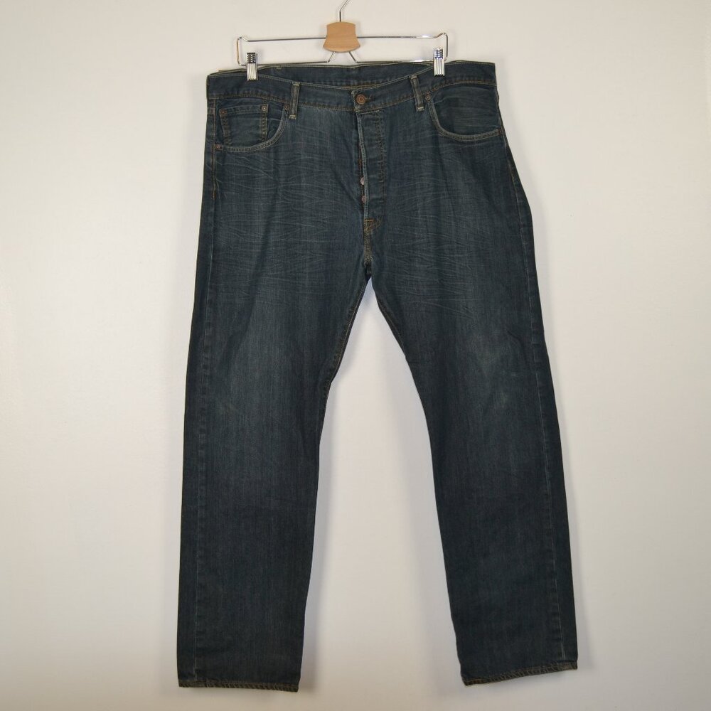 Levis 501 Denim Jeans Mens 40/32 Button Fly Big Mans 5 Pocket Straight Leg Pants